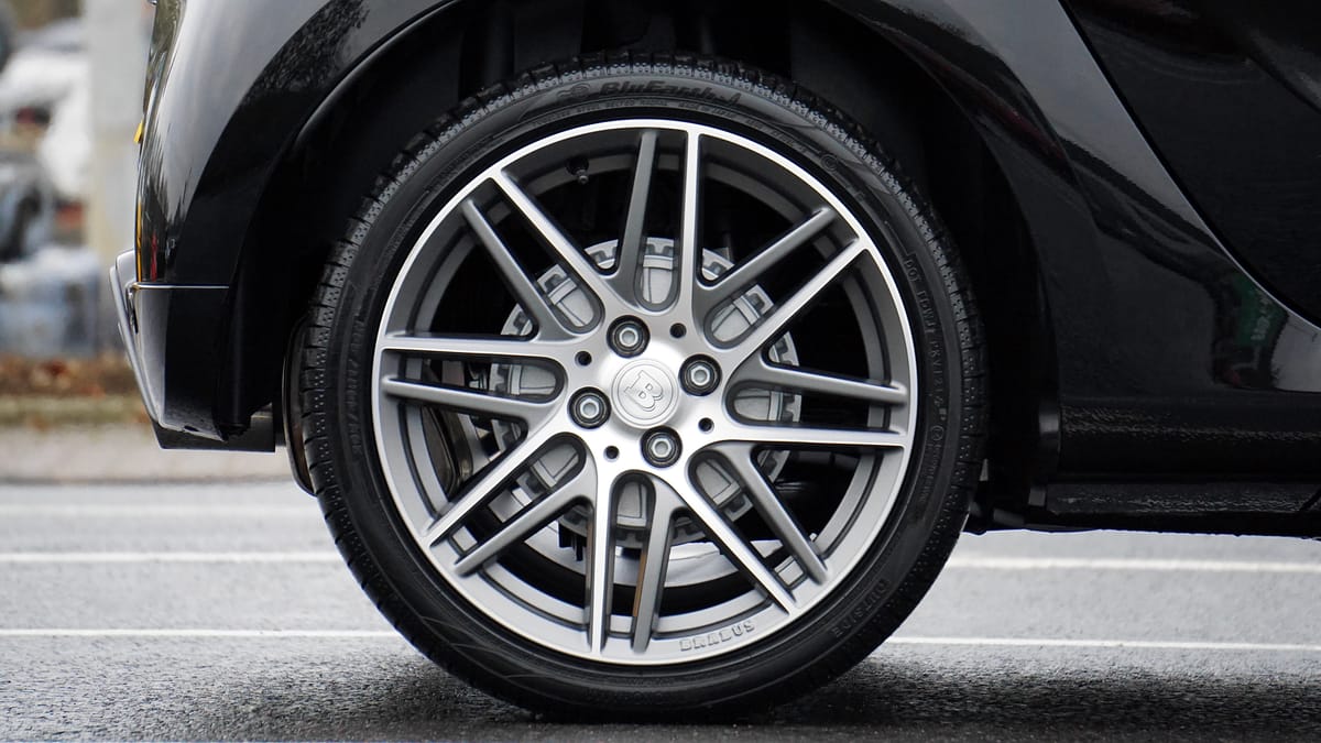 Entretien jantes aluminium voiture produits méthodes