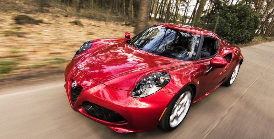 Housse de protection voiture de luxe guide comparatif